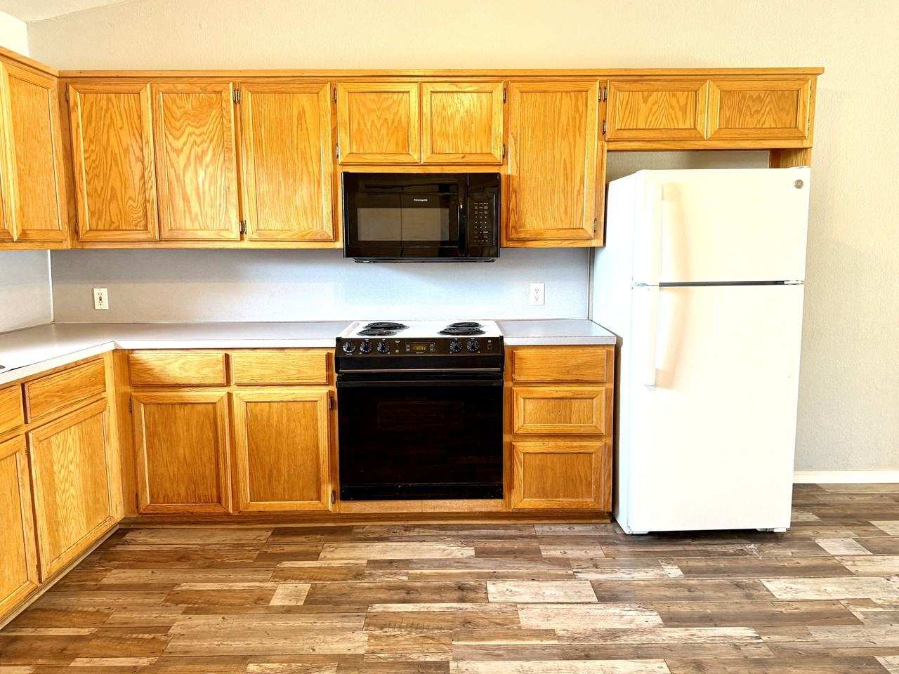 2305 Cimmarron Dr #1 - Photo 2 of 25