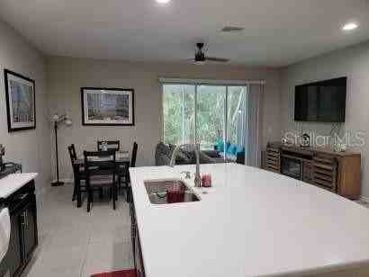 10549 Oakside Dr - Photo 3 of 18