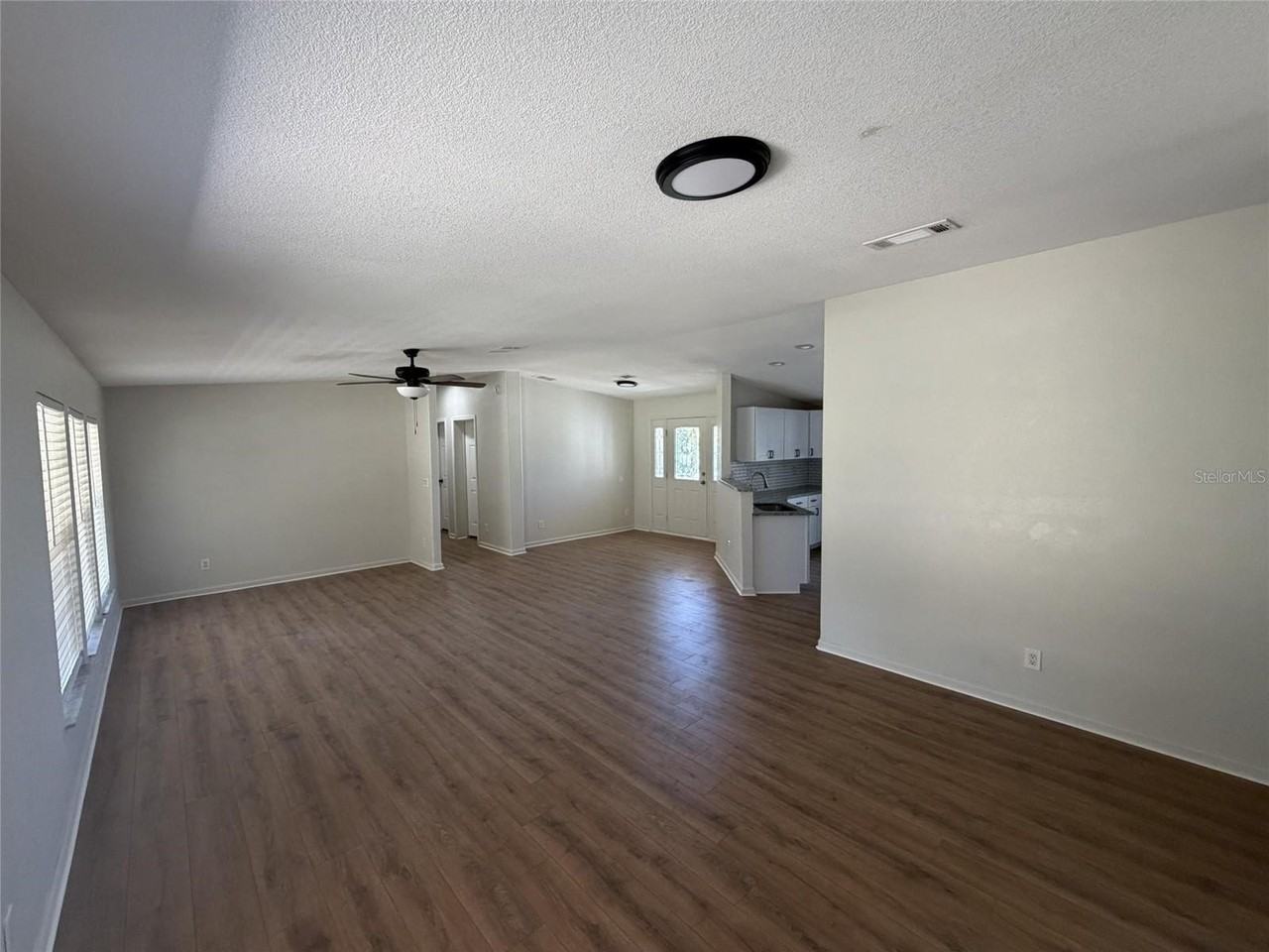 8716 23rd St - Photo 5 of 26