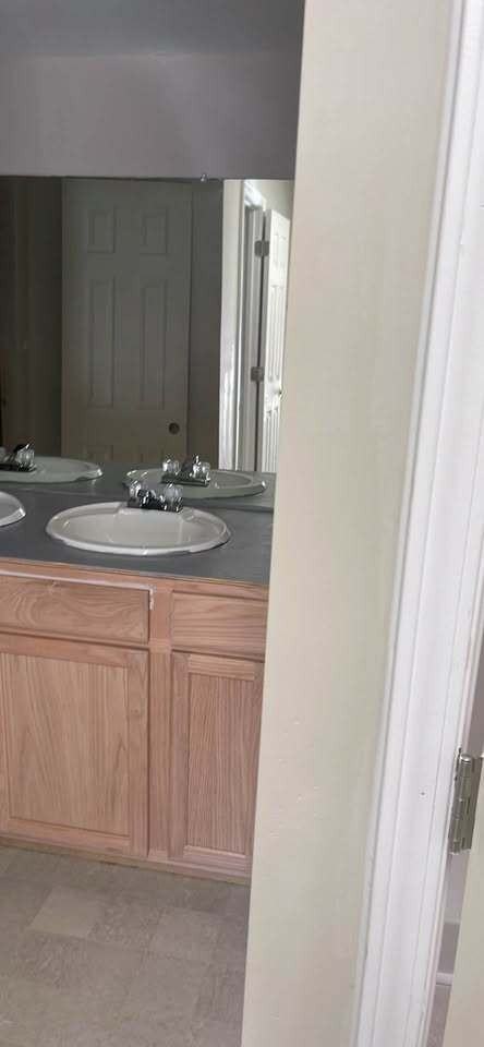 4027 DELREE STREET - Photo 5 of 8