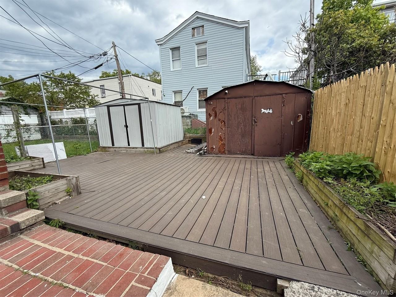 2343 120th St - Photo 5 of 17