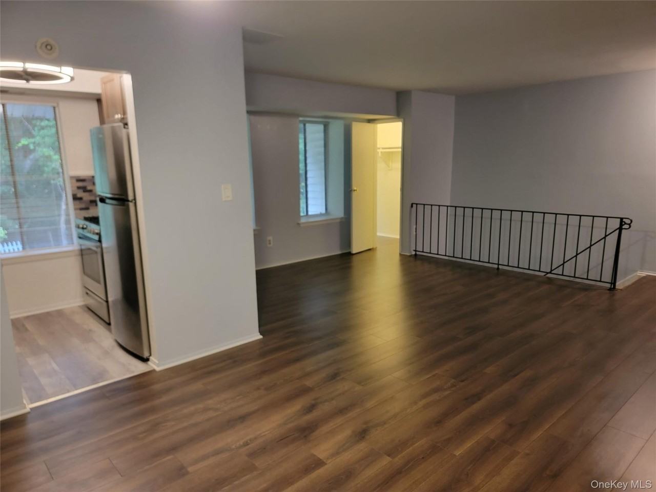 10 Houston Ct #10 - Photo 6 of 9