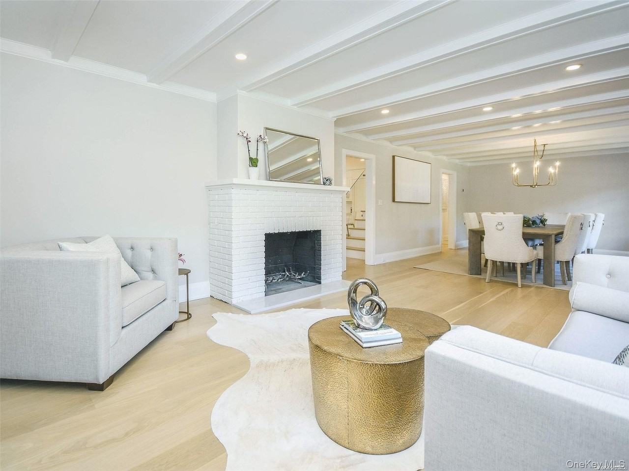79 Reid Ave - Photo 3 of 30
