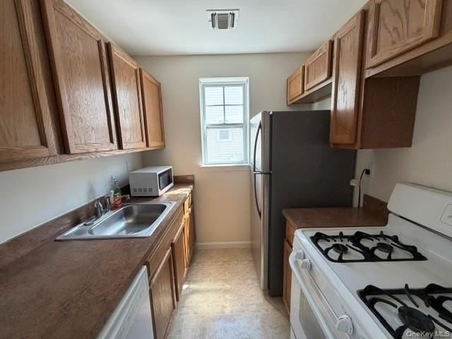 6611 Seaspray Ave - Photo 5 of 8