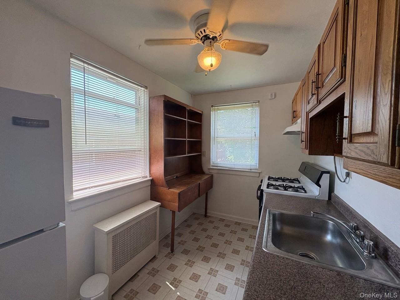 26345 73rd Ave #2ndFL - Photo 2 of 11