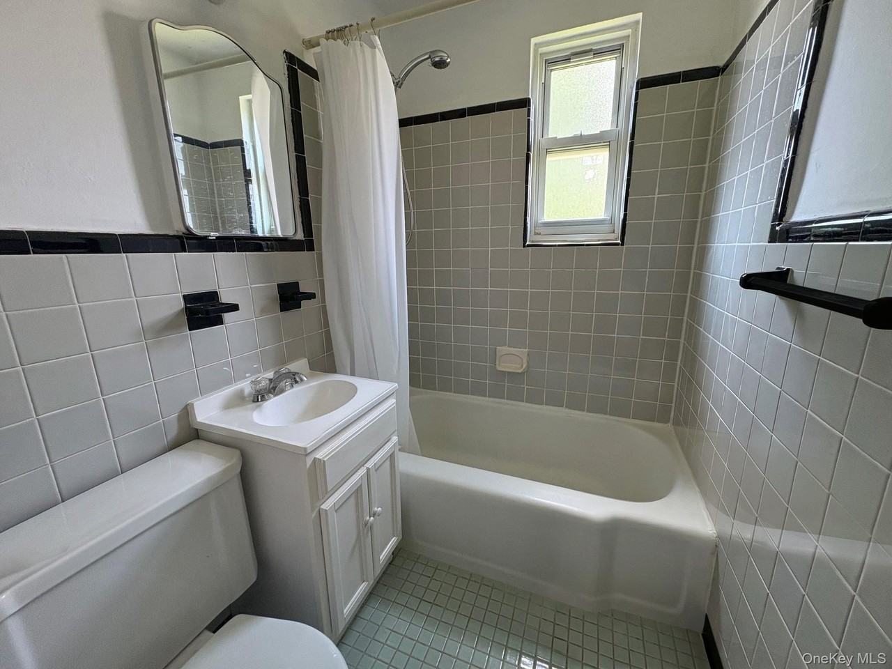 26345 73rd Ave #2ndFL - Photo 7 of 11
