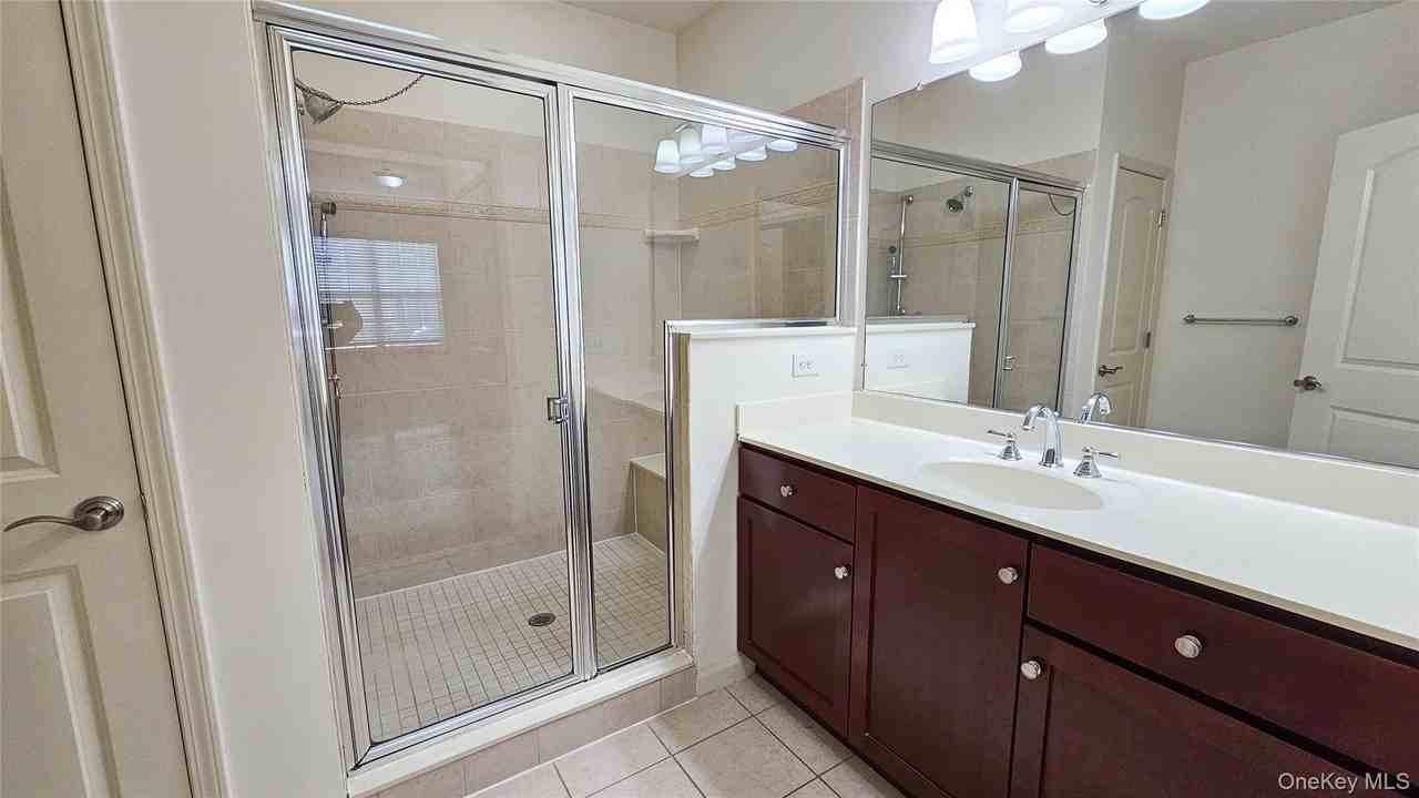306 Canter Ct - Photo 5 of 27