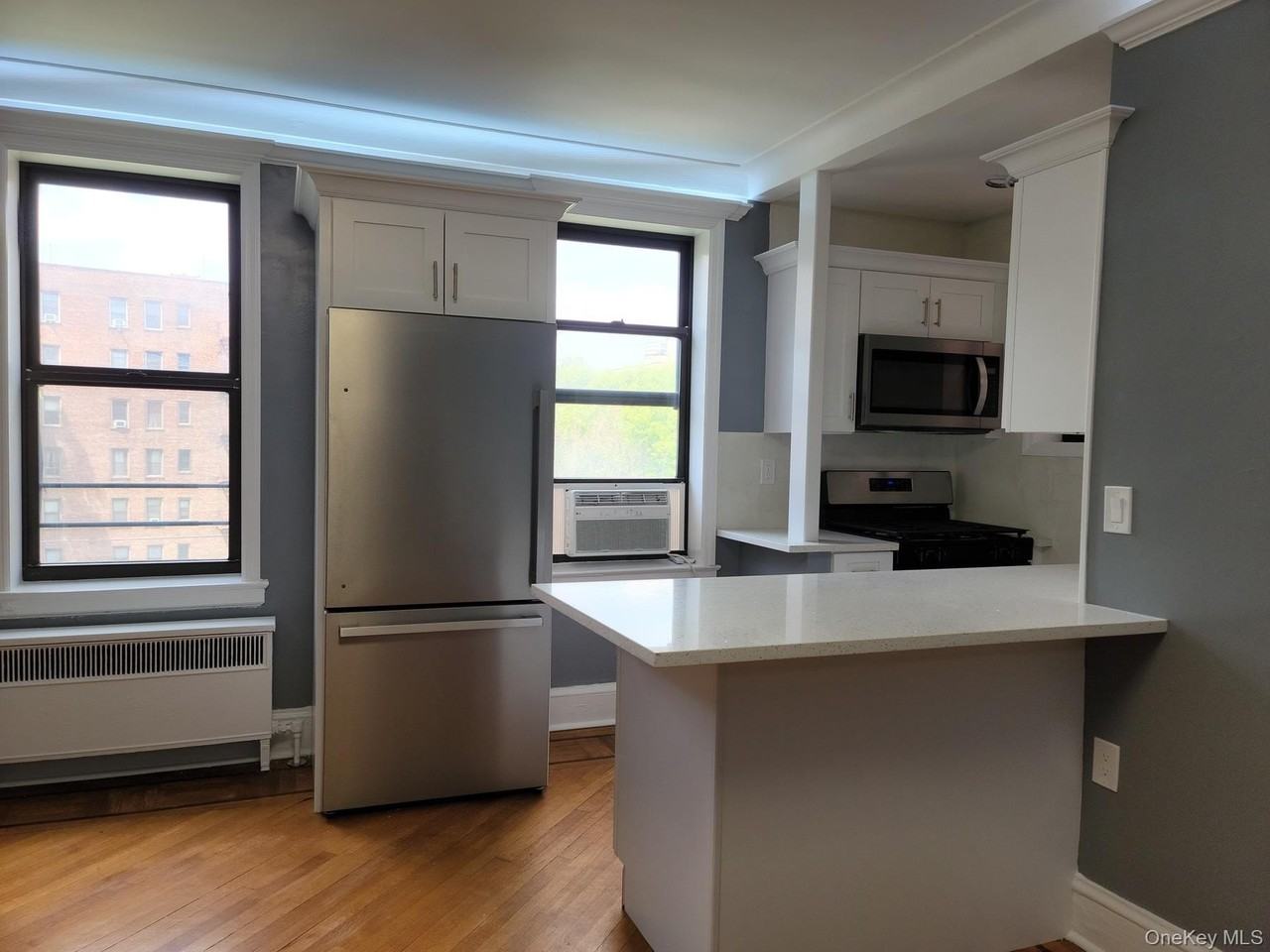 1 Broad Pkwy #5H - Photo 5 of 17