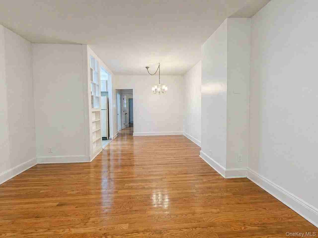 14717 15th Ave #1FL - Photo 2 of 10