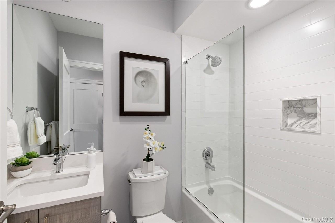 1101 Grist Mill Cir #1101 - Photo 4 of 36