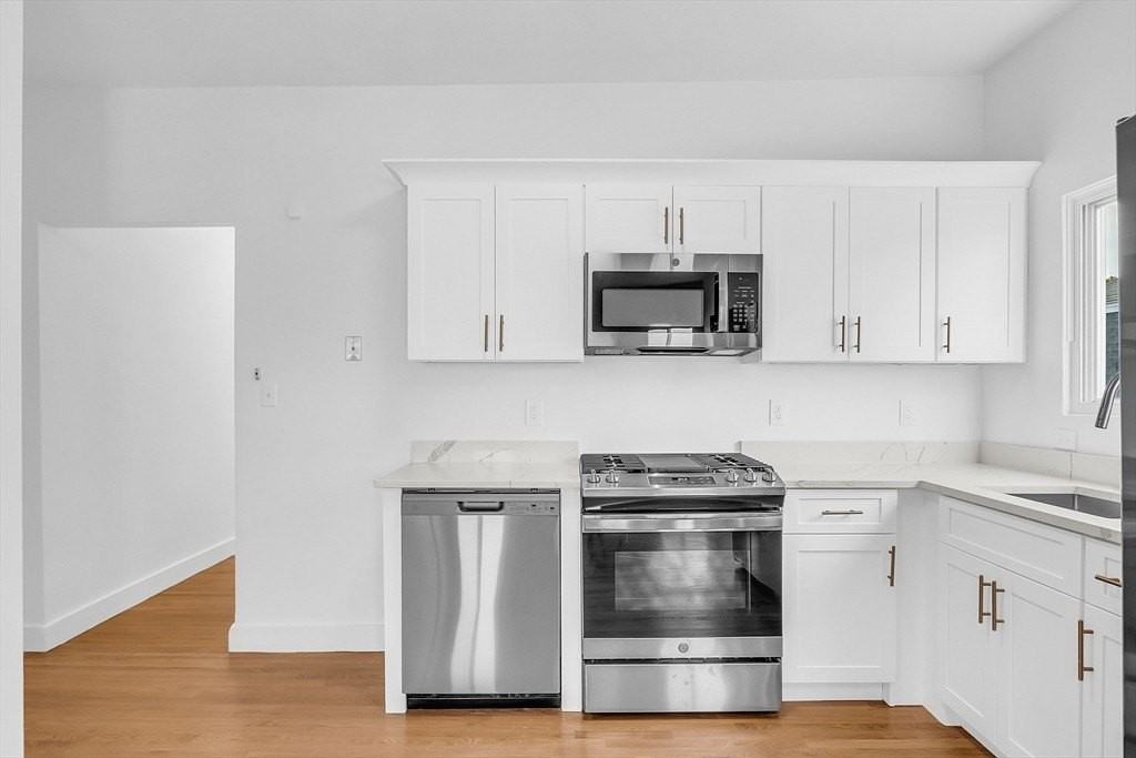 52 Bonair St #6