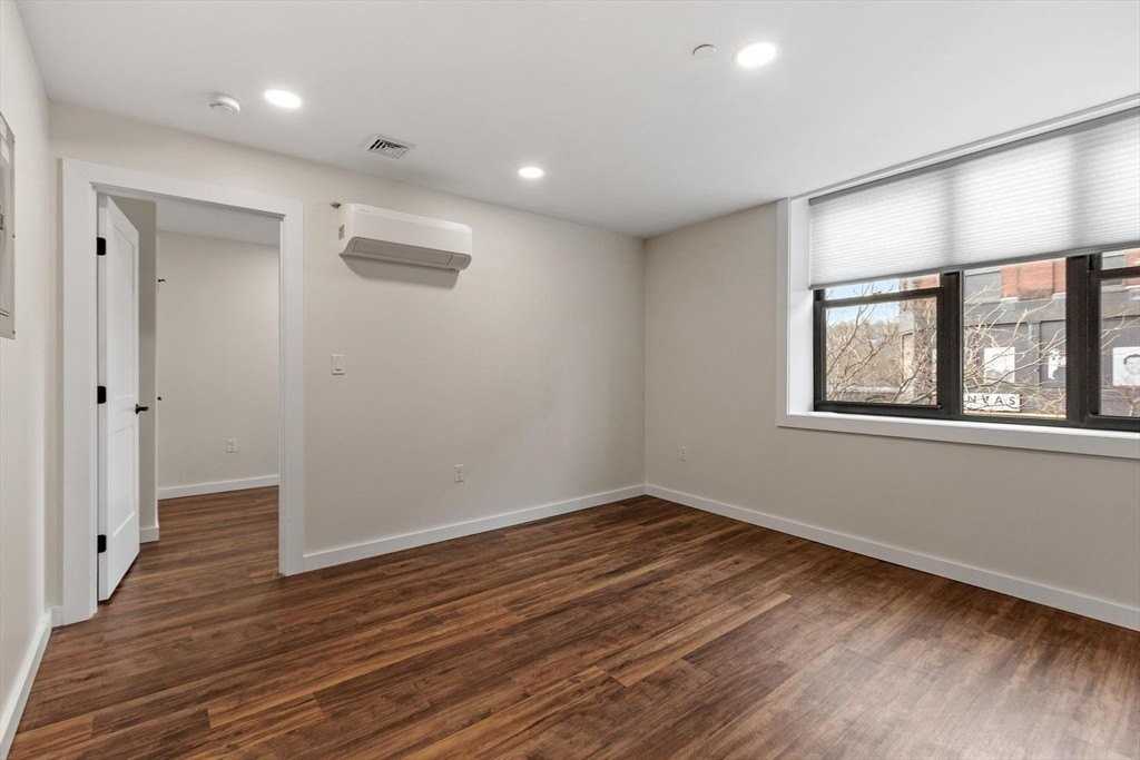 329 Main St #1 - Photo 4 of 8