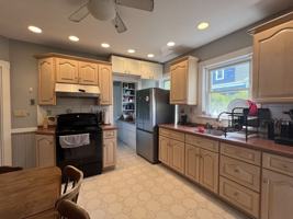 featured image of 39 Park St #2