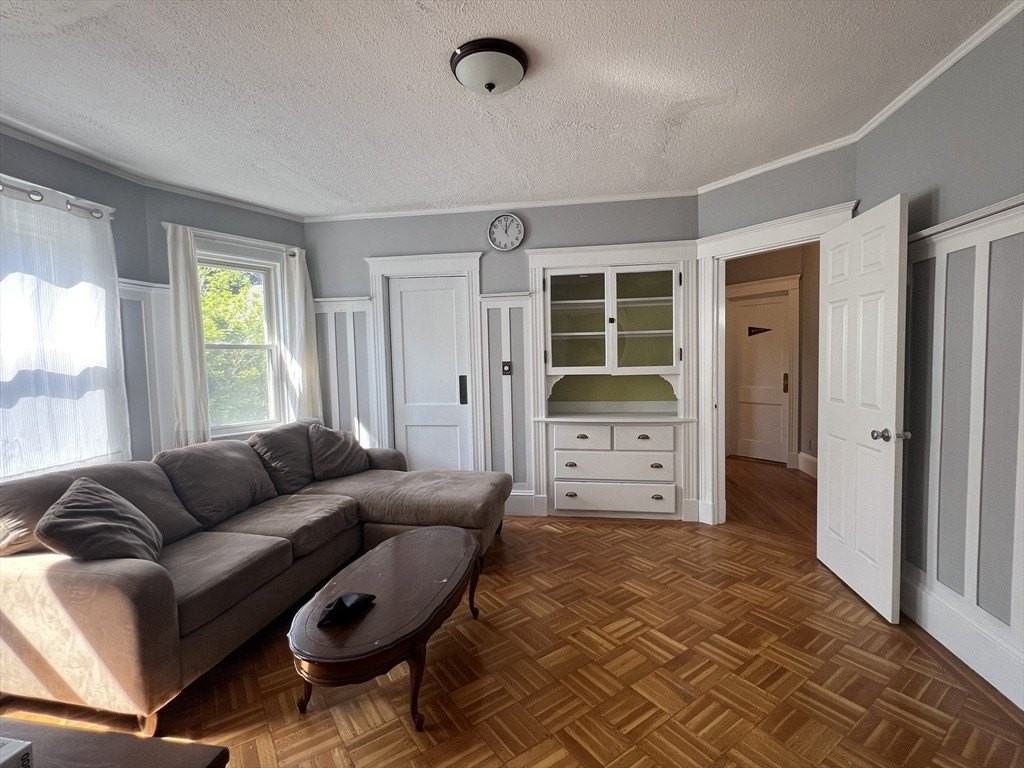 39 Park St #2 - Photo 4 of 14