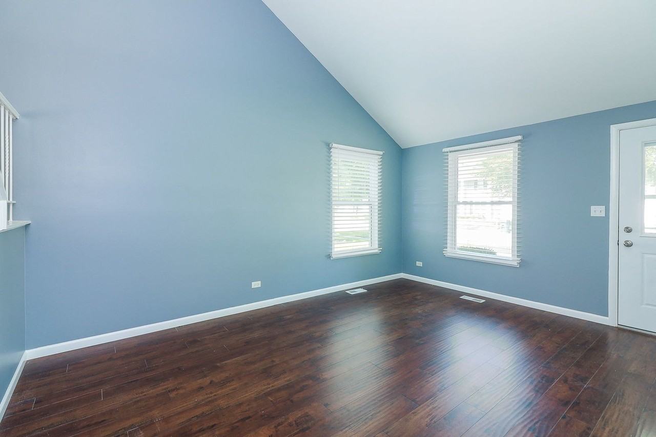 7320 Trent Rd - Photo 2 of 14