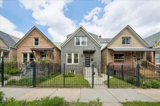 3424 W Beach Ave - Photo 1 of 1