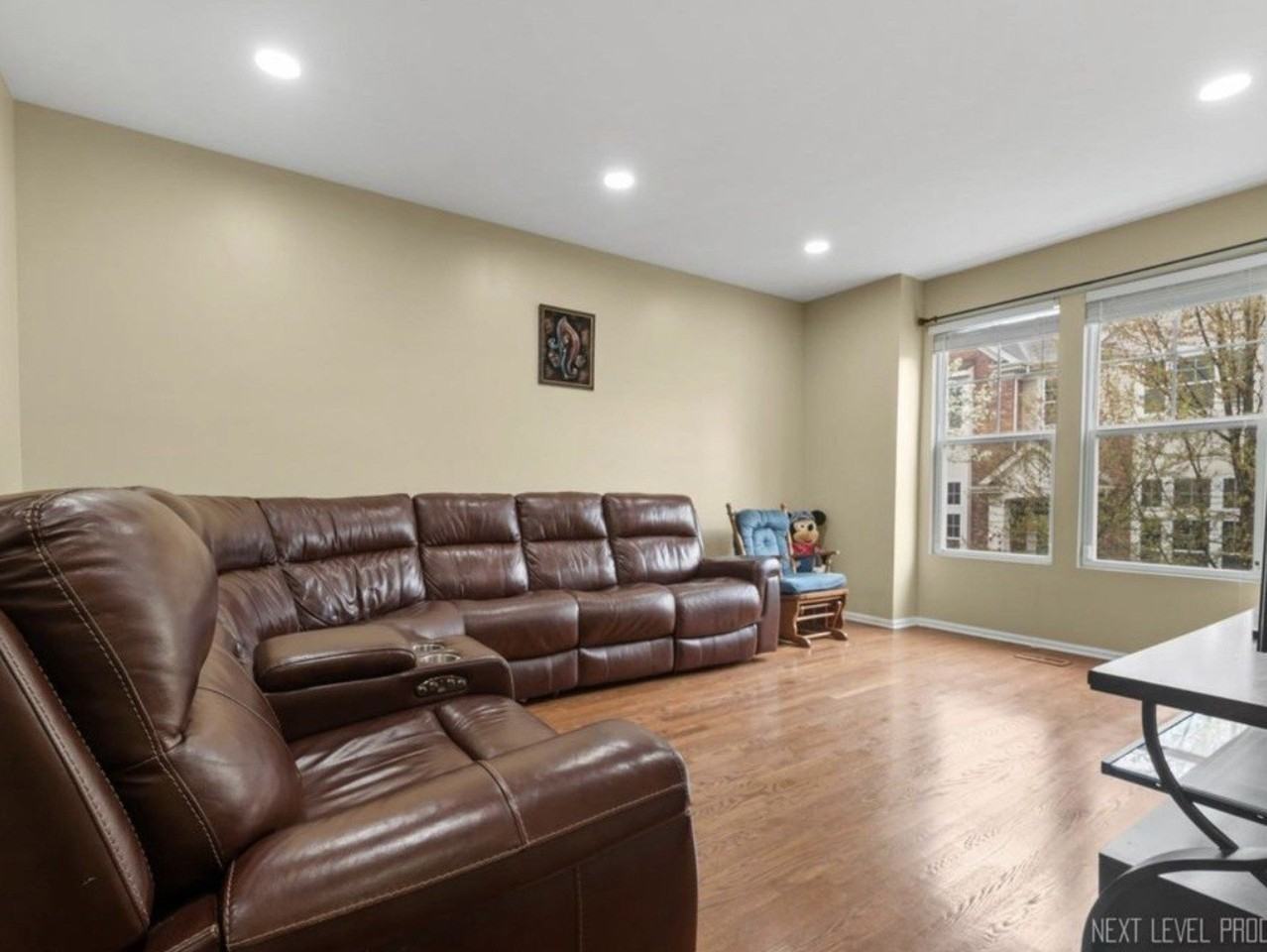 508 Grosvenor Ln - Photo 5 of 21