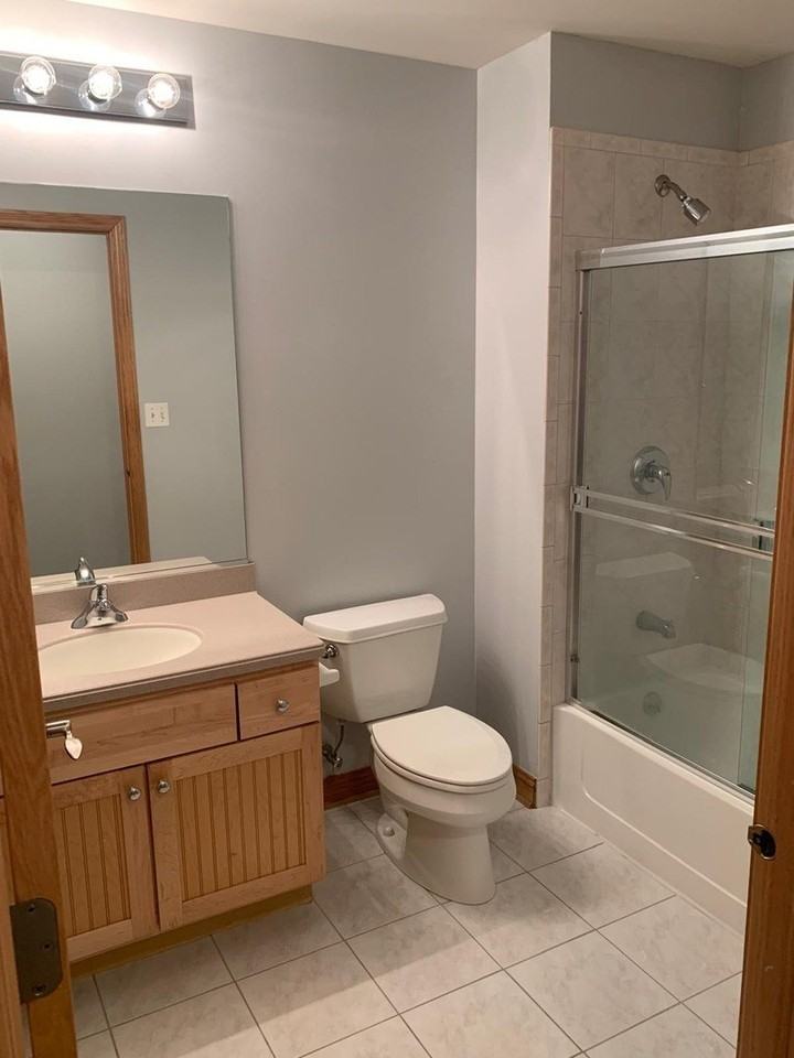 101 Pointe Dr #102 - Photo 4 of 35