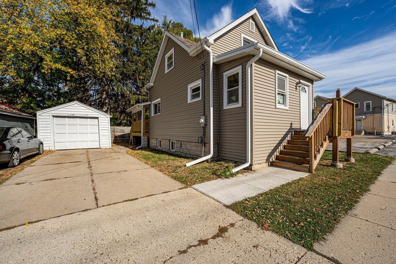 570 5th Ave - Photo 3 of 18