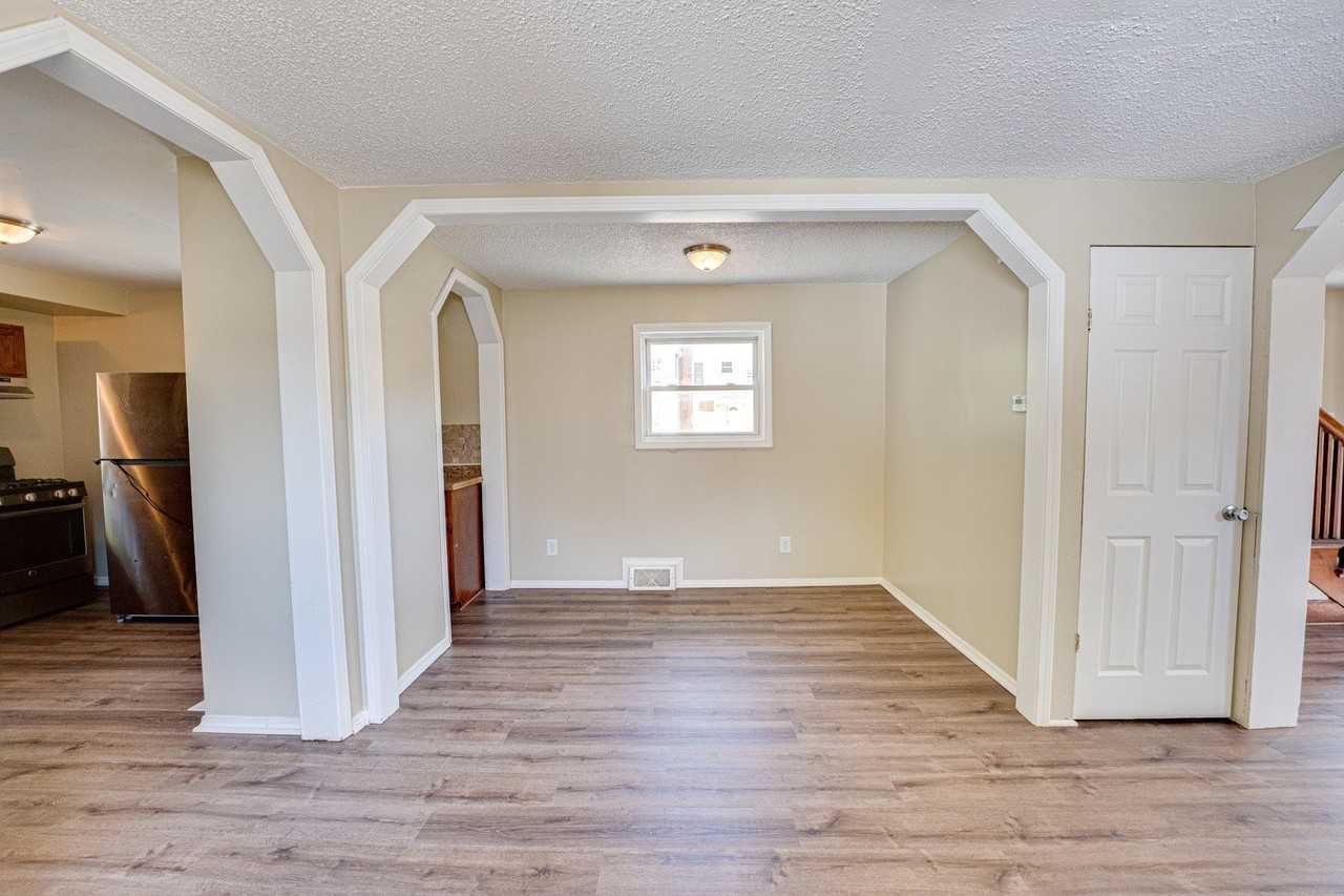 570 5th Ave - Photo 7 of 18