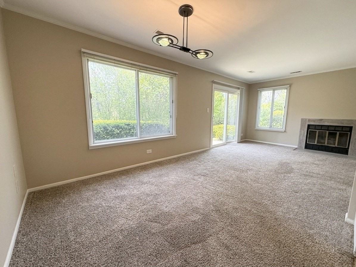 1344 Barclay Ln #1344 - Photo 4 of 14