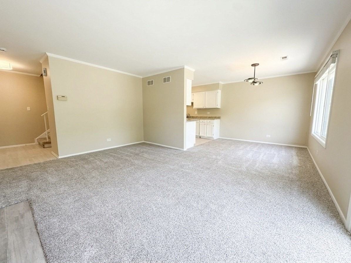 1344 Barclay Ln #1344 - Photo 6 of 14