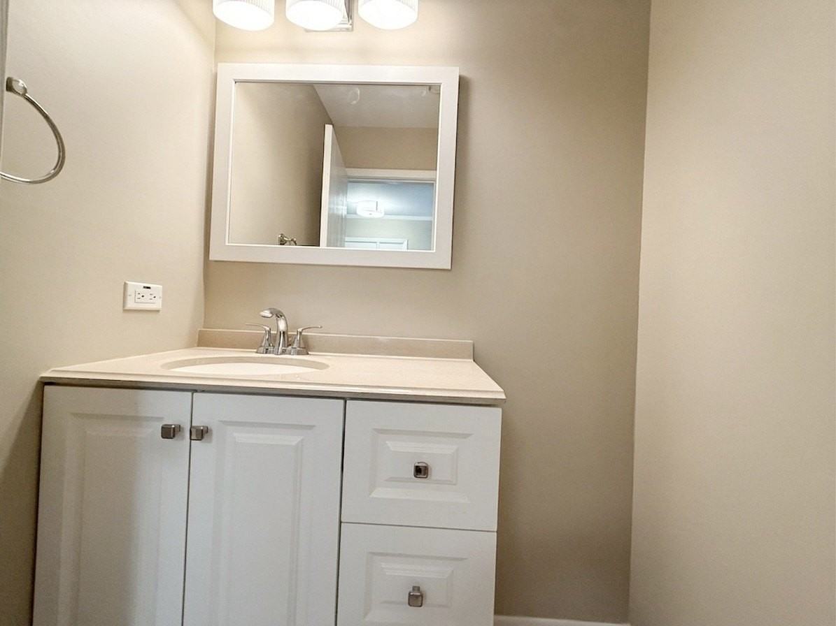 1344 Barclay Ln #1344 - Photo 7 of 14
