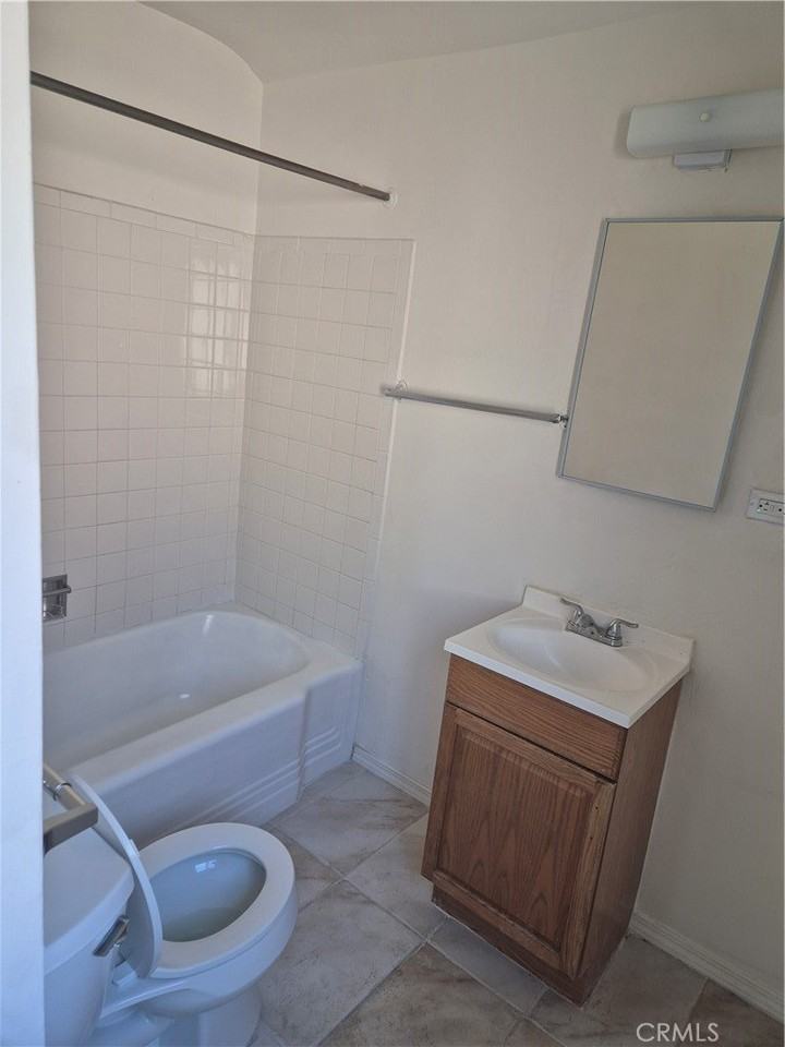 118 Fano St - Photo 4 of 5