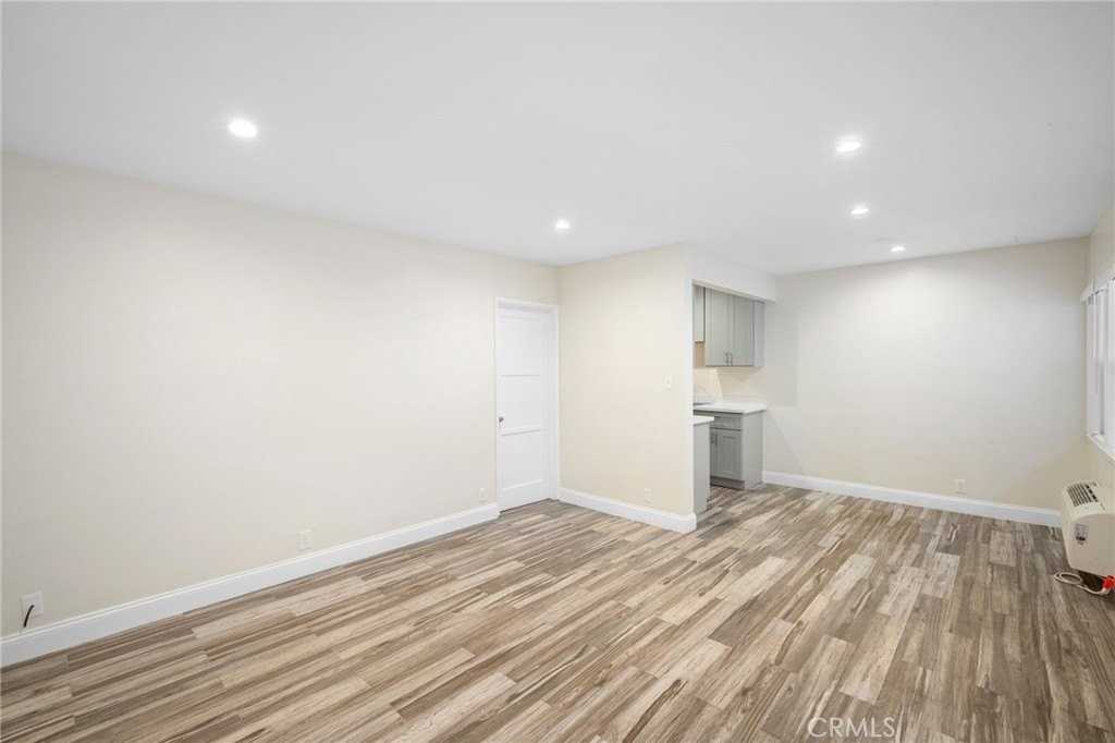 2930 Fairmount Ave #B - Photo 6 of 15