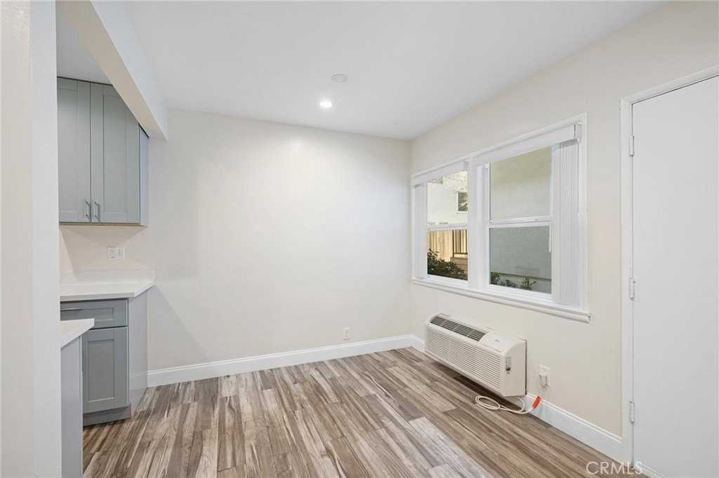 2930 Fairmount Ave #B - Photo 7 of 15
