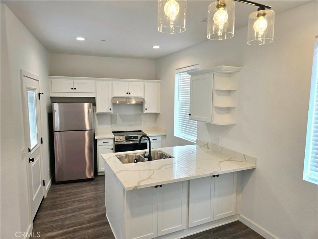 5967 Bagley Ave #4 - Photo 3 of 11