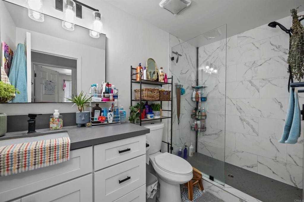 5371 Saxon St - Photo 4 of 11