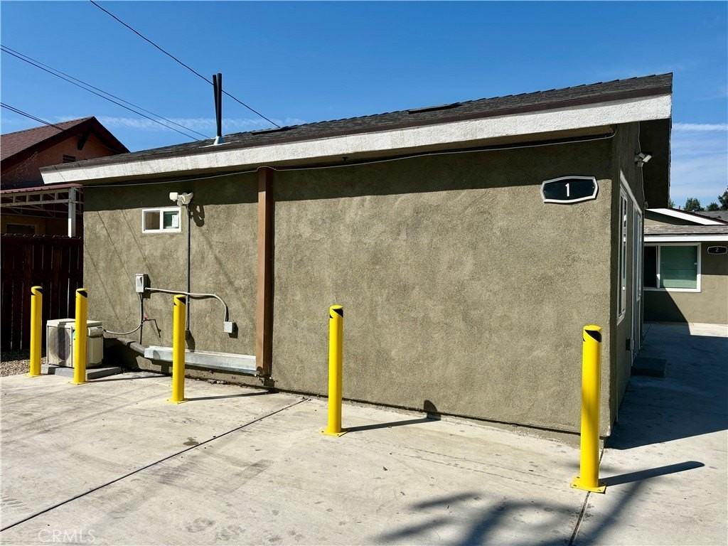 296 N Allen St #1 - Photo 7 of 46