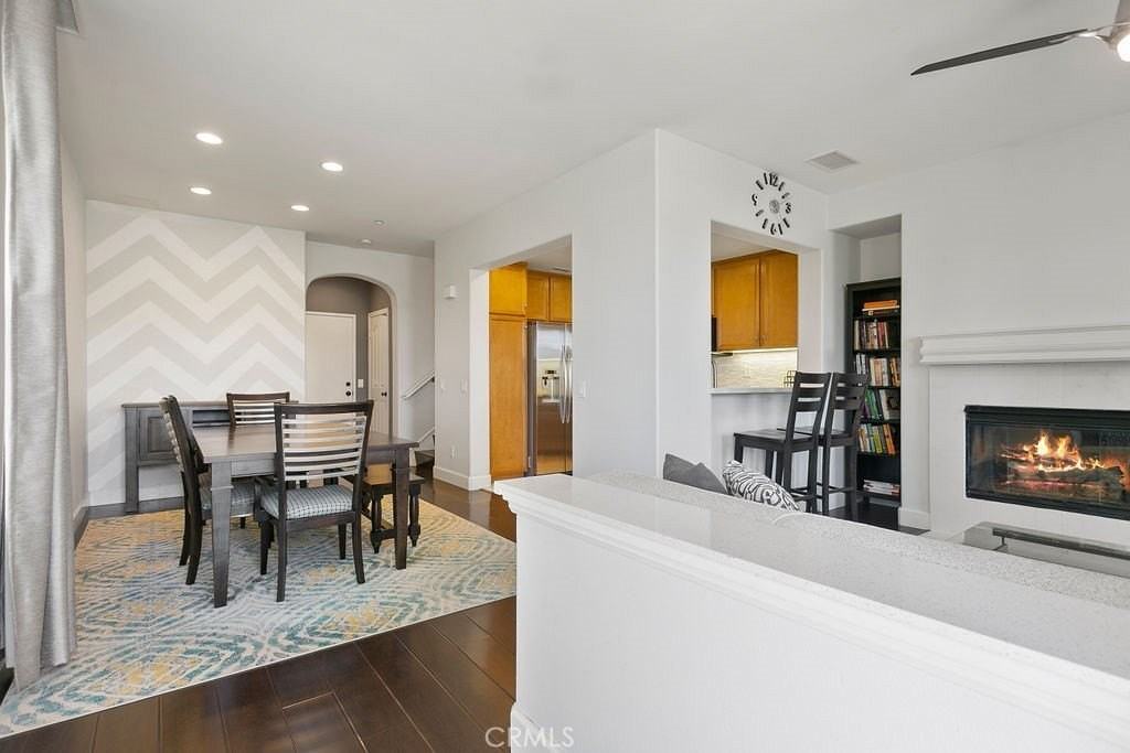 44 Glenalmond Ln - Photo 2 of 13