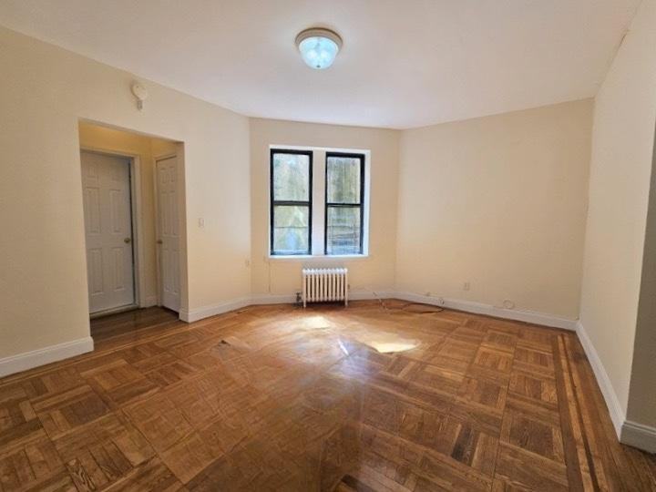850 W 176th St - Photo 2 of 10