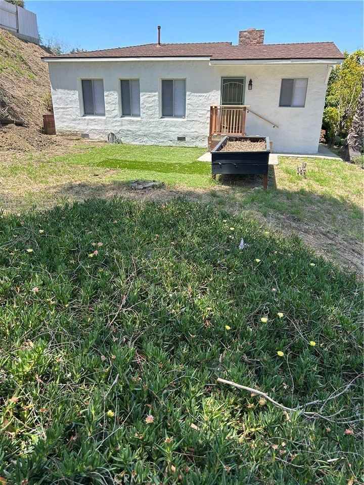 1509 Avenida De La Estrella - Photo 4 of 46