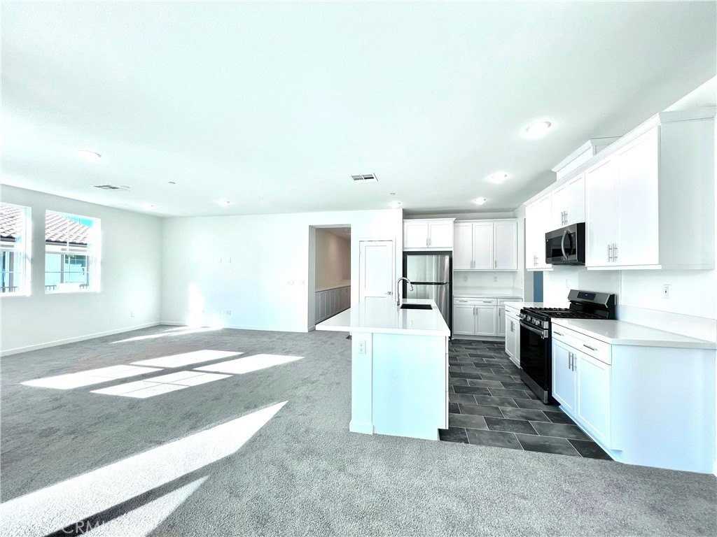 109 Lugo Ln - Photo 2 of 28