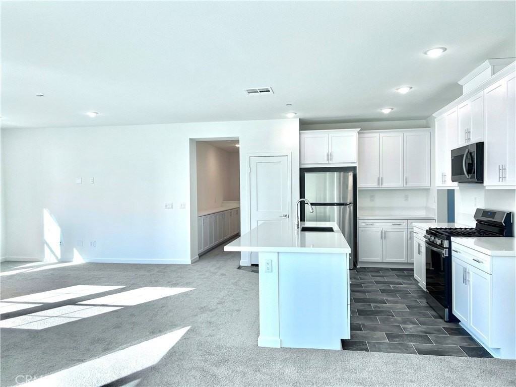 109 Lugo Ln - Photo 3 of 28