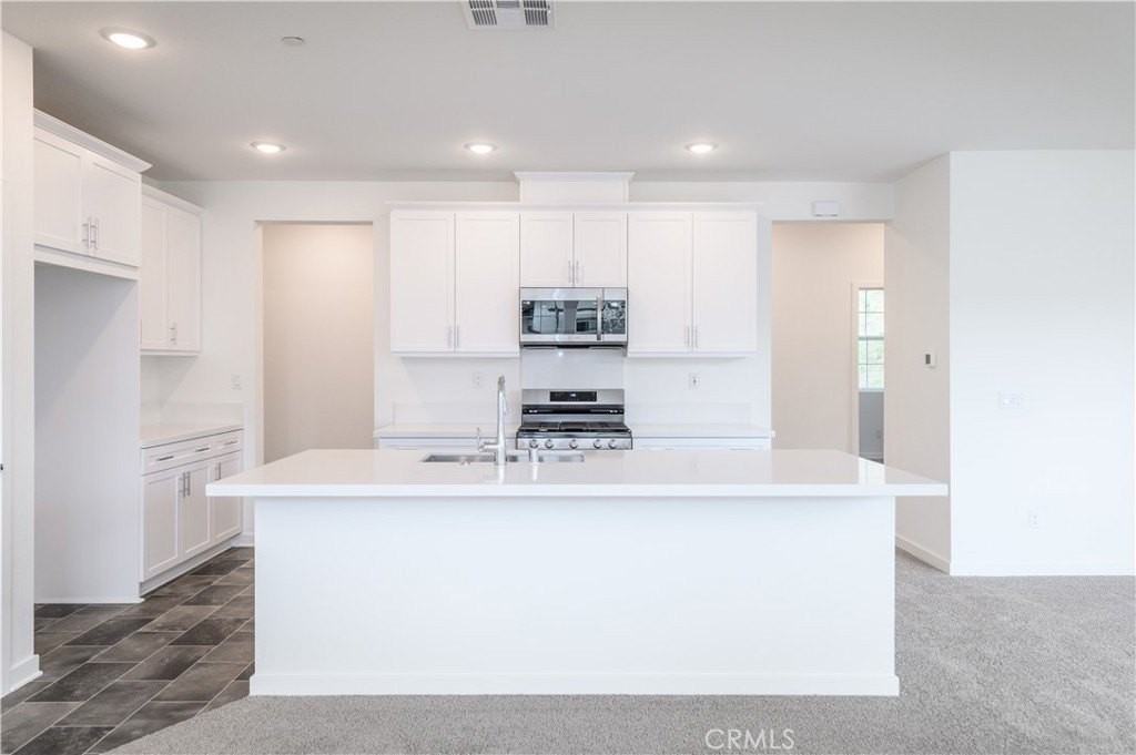 109 Lugo Ln - Photo 4 of 28