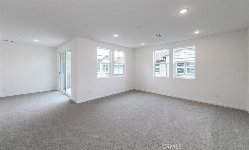 109 Lugo Ln - Photo 5 of 28