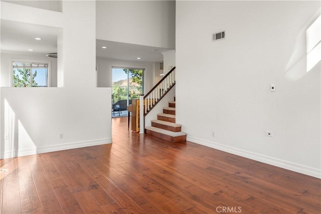8885 E Wiley Way - Photo 5 of 37