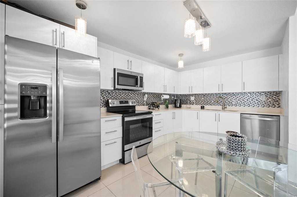 14474 Sw 259th St - Photo 3 of 8