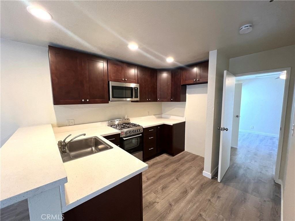 4307 W 142nd St #9 - Photo 6 of 19