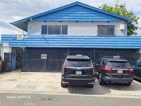 1037 W 108th St #5 - Photo 1 of 1