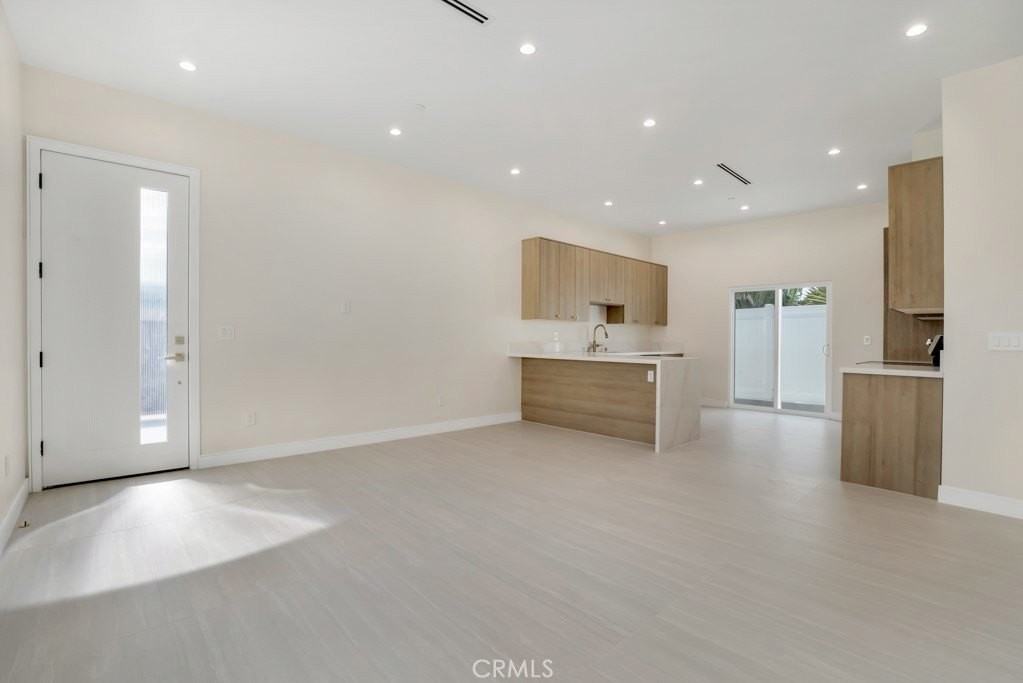 10327 Wish Ave #1-4 - Photo 3 of 19