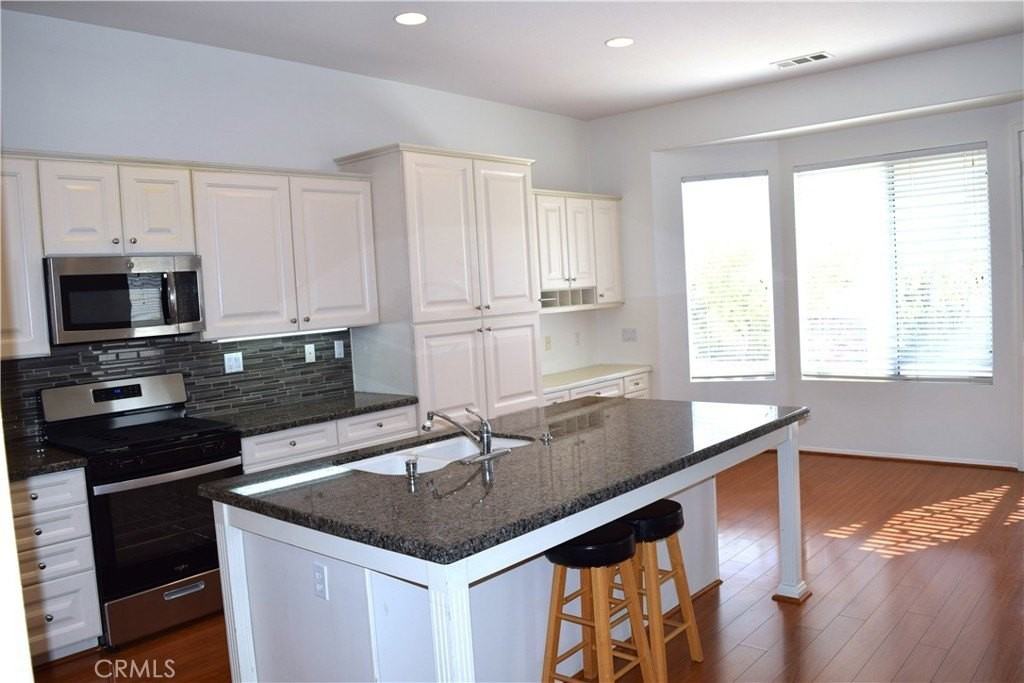 39723 Clements Way - Photo 4 of 20