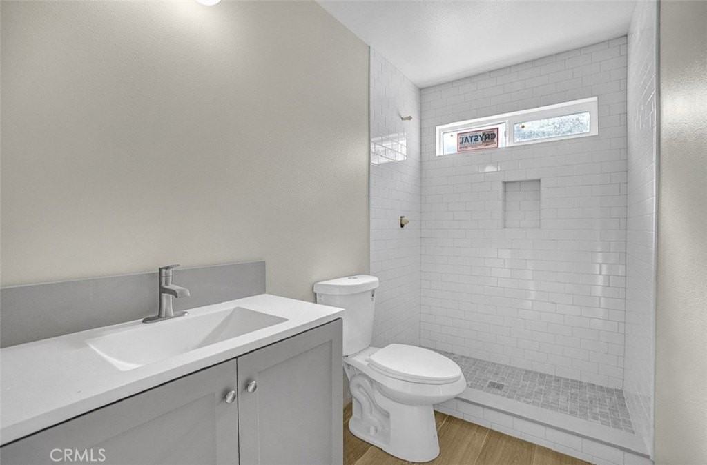 610 W Hollyvale St - Photo 3 of 5