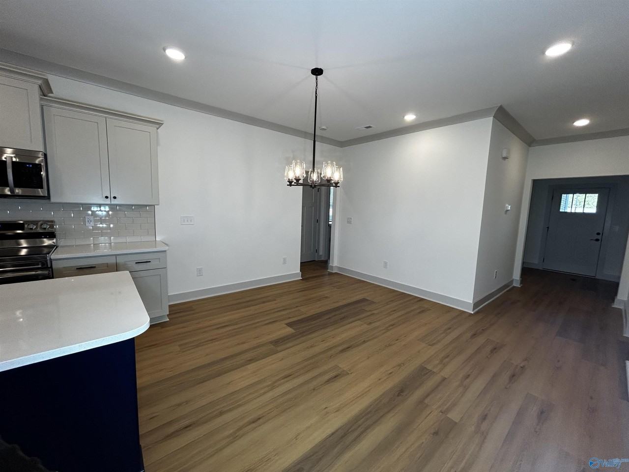 209 Emma Harris Cir - Photo 5 of 30