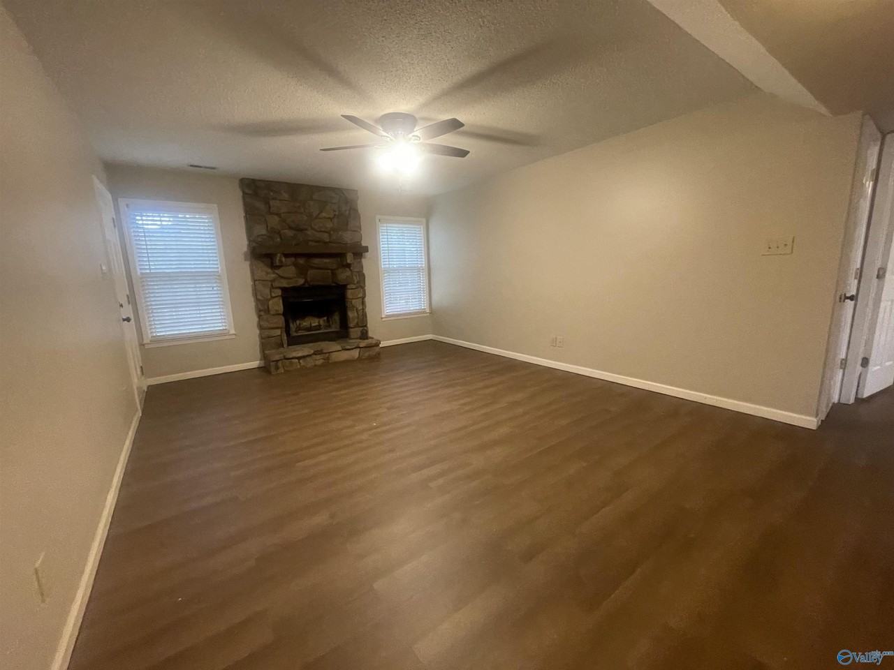 1808 Hollytree Dr Nw - Photo 6 of 27