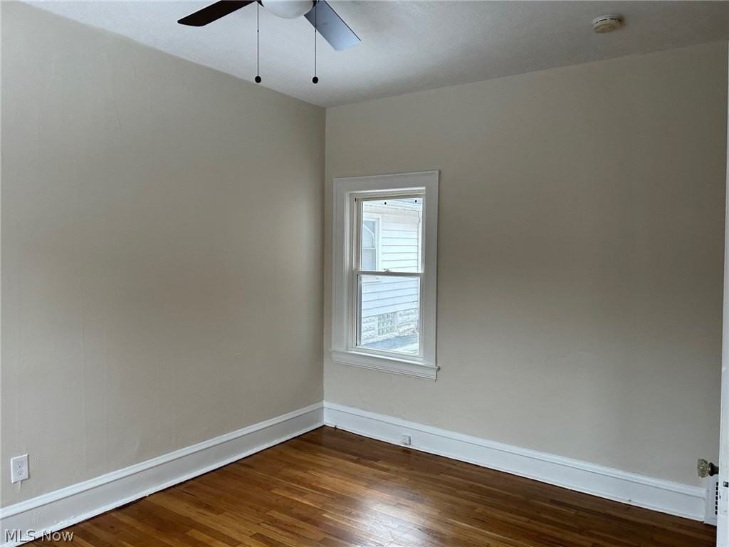 1311 W 69th St #1 - Photo 5 of 21
